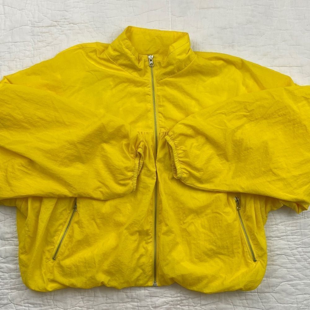 Free People Cropped Vibrant Yellow Windbreaker size Medium - Picture 3 of 10